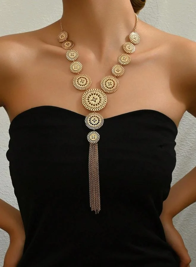 Take Two Women Metal Texture Hollow Carved Necklace